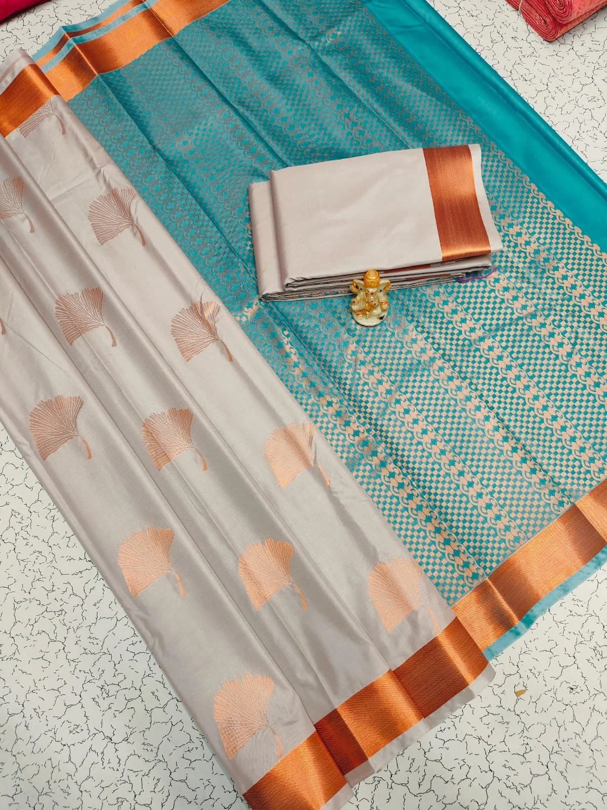 Arani Border Soft Silk Sarees ARS011 - Off White – image 1 of 2