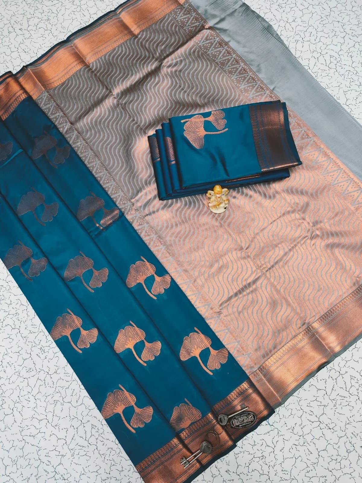 Arani Border Soft Silk Sarees ARS012 - Peacock Blue – image 1 of 1