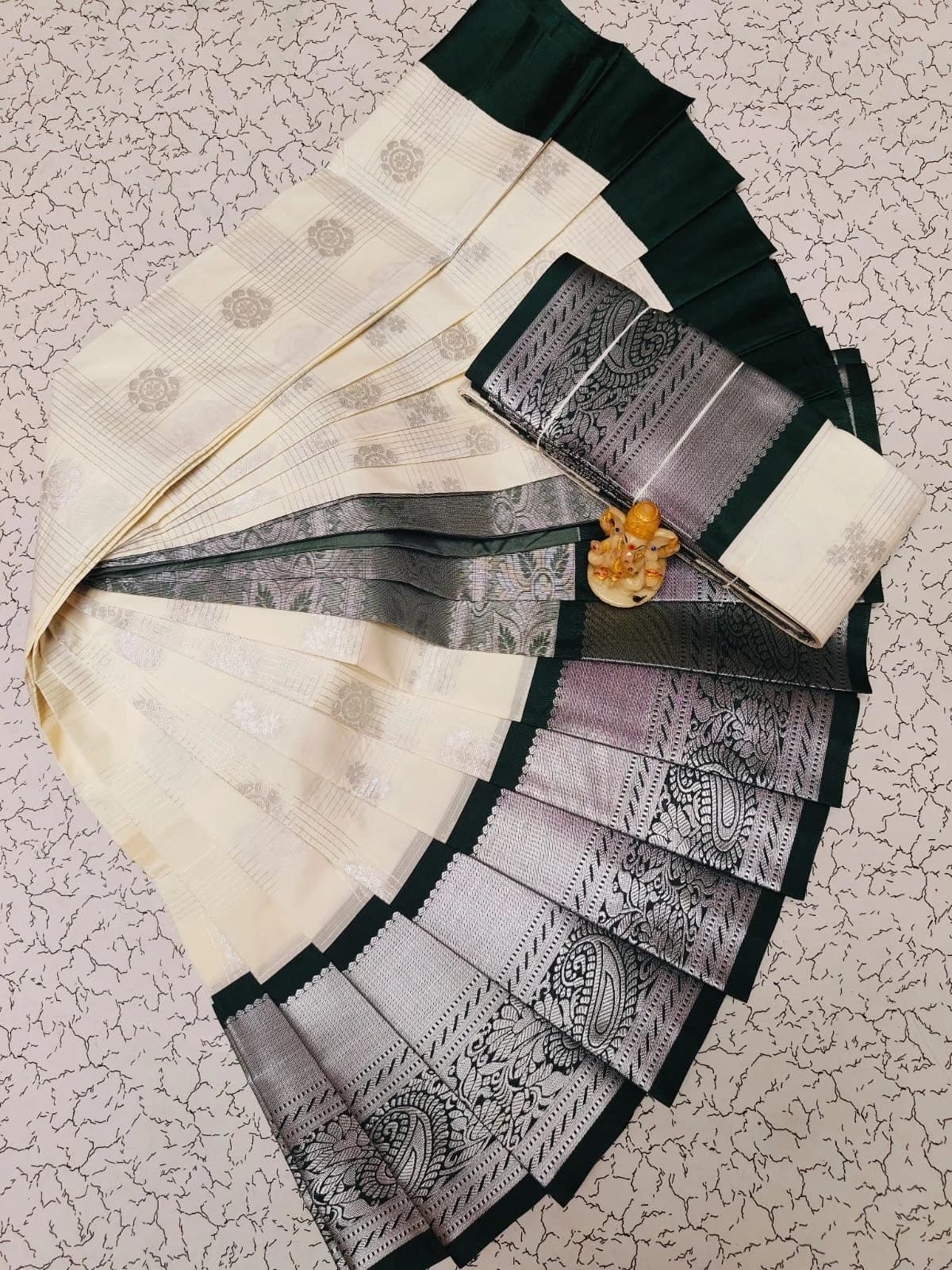 MANGALYAMA KORVAIA KOTTANJI TANA SOFT SILK SAREE ARS016 - White